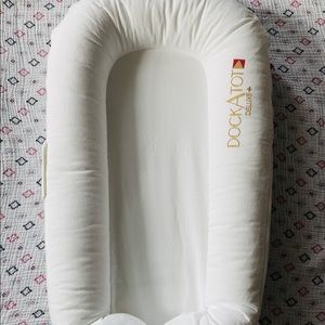 SOLD- DockATot Deluxe+ NEW